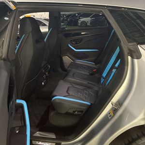 2025 Lamborghini URUS SE — миниатюра 34