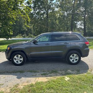 2017 JEEP GRAND CHEROKEE LAREDO — фото 3
