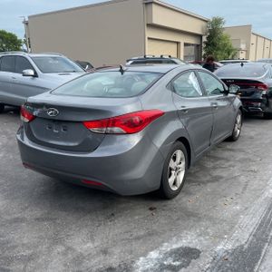 2011 Hyundai ELANTRA GLS 照片 8