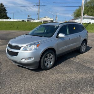 CHEVROLET TRAVERSE LT - 1