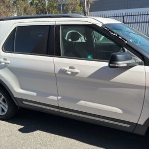 صورة مصغرة 11 لـ 2016 FORD EXPLORER XLT