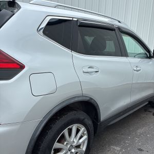 2017 Nissan ROGUE SV 照片 7