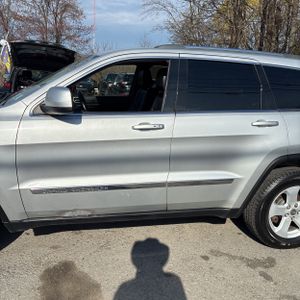 JEEP GRAND CHEROKEE LAREDO - 4