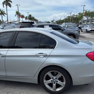 BMW 3 SERIES 328I - 6