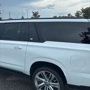 صورة 6 لـ 2026 Cadillac ESCALADE ESV SPORT