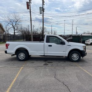 FORD F-150 XL - 6
