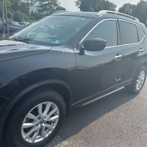 2020 Nissan ROGUE SV — фото 2