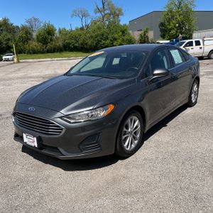 FORD FUSION SE - 1