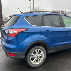 FORD ESCAPE SE - 9