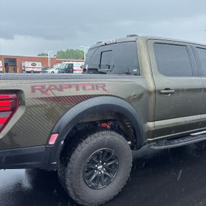 FORD F-150 RAPTOR - 9