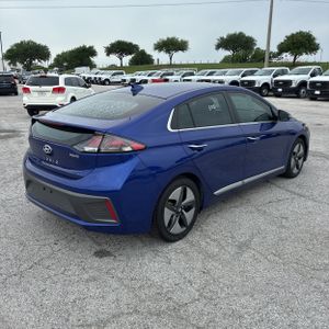 HYUNDAI IONIQ HYBRID LIMITED - 8
