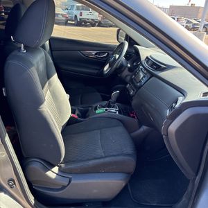 2017 Nissan ROGUE SV 缩略图 33