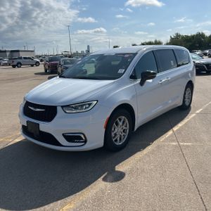 CHRYSLER PACIFICA SELECT - 1