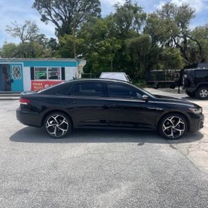 VOLKSWAGEN PASSAT R-LINE - 10