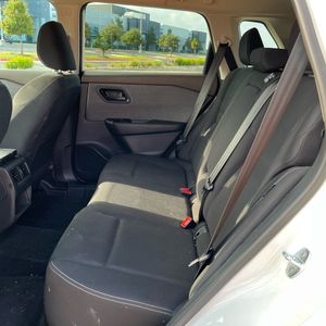 صورة مصغرة 33 لـ 2023 Nissan ROGUE S