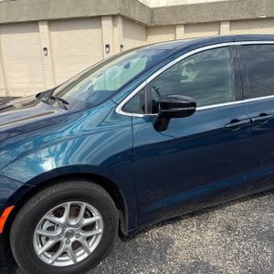 CHRYSLER PACIFICA SELECT - 2