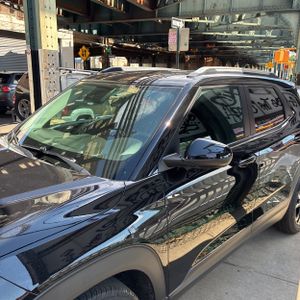 2023 Chevrolet TRAILBLAZER LT photo 2