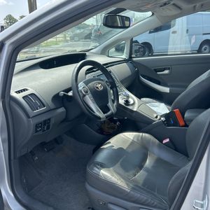 2011 Toyota PRIUS FOUR — миниатюра 31
