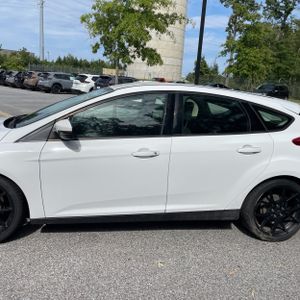 صورة 4 لـ 2015 FORD FOCUS SE