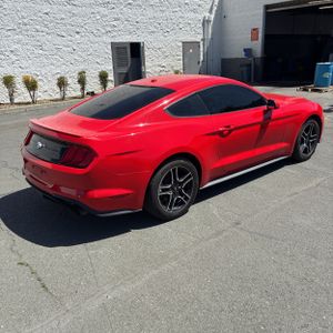 FORD MUSTANG ECOBOOST - 8