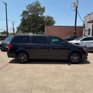 2019 Dodge GRAND CARAVAN GT — фото 10