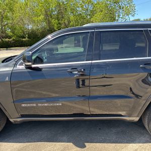 Jeep Grand Cherokee Sterling Edition - 4