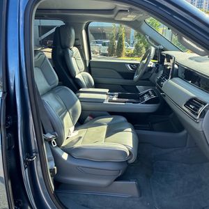 صورة 33 لـ 2020 Lincoln NAVIGATOR L RESERVE
