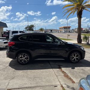 BMW X1 SDRIVE28I - 10