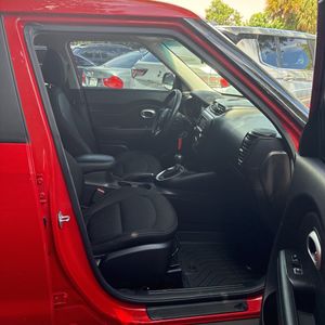 2017 KIA SOUL + 缩略图 30