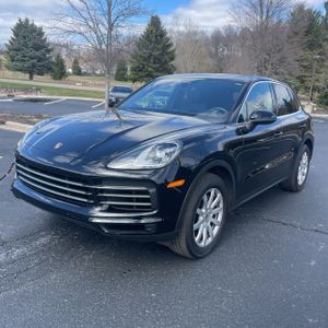 PORSCHE CAYENNE BASE - 1