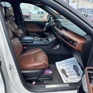 2020 Lincoln AVIATOR RESERVE — миниатюра 32