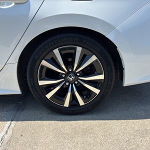 صورة مصغرة 18 لـ 2023 Honda CIVIC EX