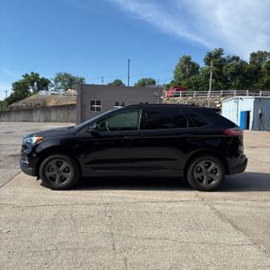 FORD EDGE SEL - 3