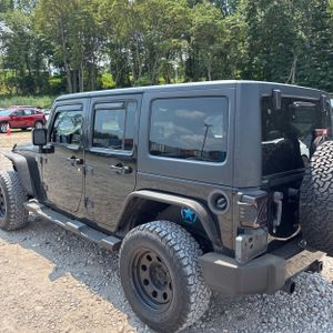 2013 JEEP WRANGLER UNLIMITED SAHARA — фото 6