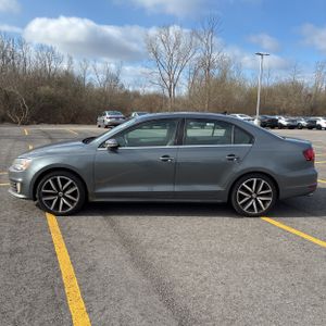 VOLKSWAGEN JETTA GLI PZEV - 3