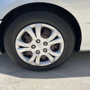 2009 Hyundai ELANTRA GLS — миниатюра 17