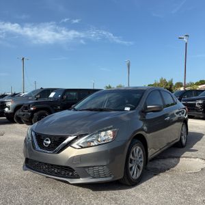 2016 Nissan SENTRA SV photo 1