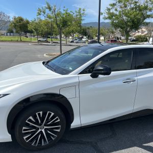 LEXUS RZ 450E PREMIUM - 2