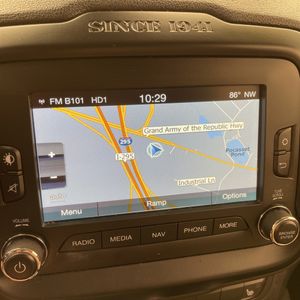 2015 JEEP RENEGADE LATITUDE — миниатюра 38
