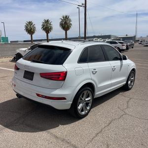 AUDI Q3 2.0T PREMIUM - 8