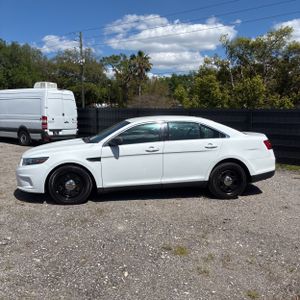 FORD TAURUS POLICE INTERCEPTOR - 3