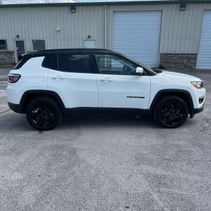 صورة 10 لـ 2021 JEEP COMPASS ALTITUDE
