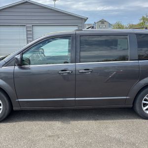DODGE GRAND CARAVAN SXT - 4