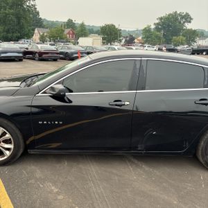 2019 Chevrolet MALIBU LT 照片 4