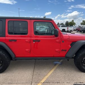 صورة مصغرة 11 لـ 2025 JEEP WRANGLER WILLYS