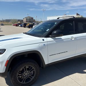 JEEP GRAND CHEROKEE 4XE TRAILHAWK - 2