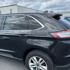 FORD EDGE SEL - 6