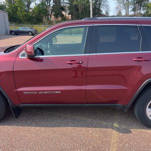 2017 JEEP GRAND CHEROKEE LAREDO 照片 4