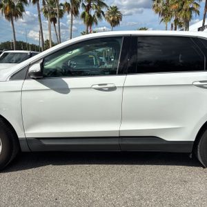 FORD EDGE SEL - 4