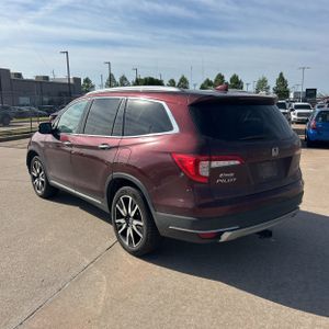 HONDA PILOT TOURING W/REAR CAPTAIN'S CHAIRS - 5